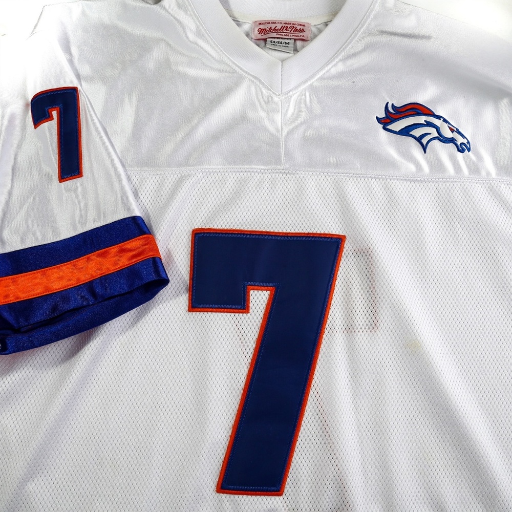 Mitchell  Ness John Elway Denver Broncos #7 Jersey - Picture 5 of 7